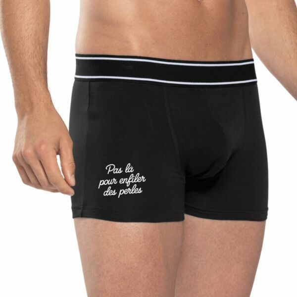 Boxer Pas là pour enfiler des perles