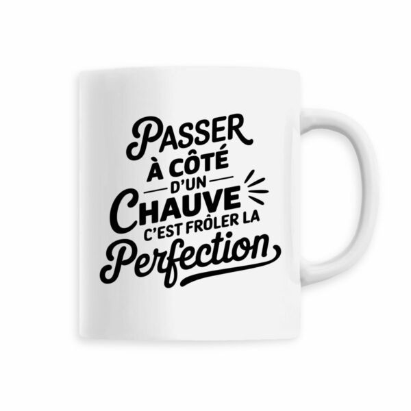 Mug Passer à côté d'un chauve